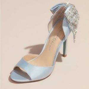 BETSEY JOHNSON Blue bottom pumps with sequin bow